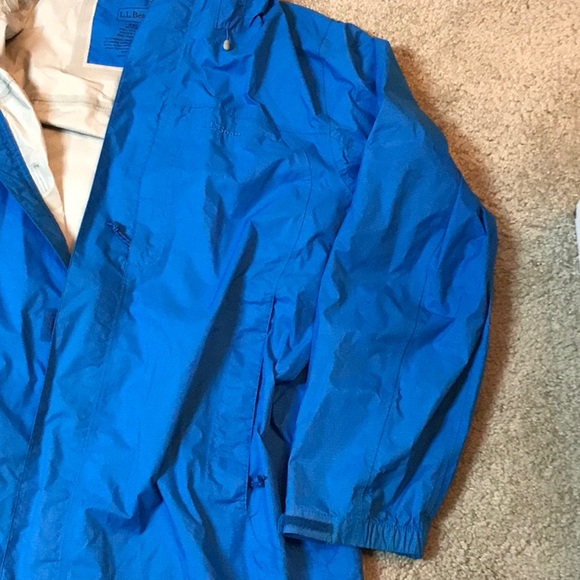 Preowned L.L. Bean Women’s nylon windbreaker rain coat - XXL - Picture 5 of 8
